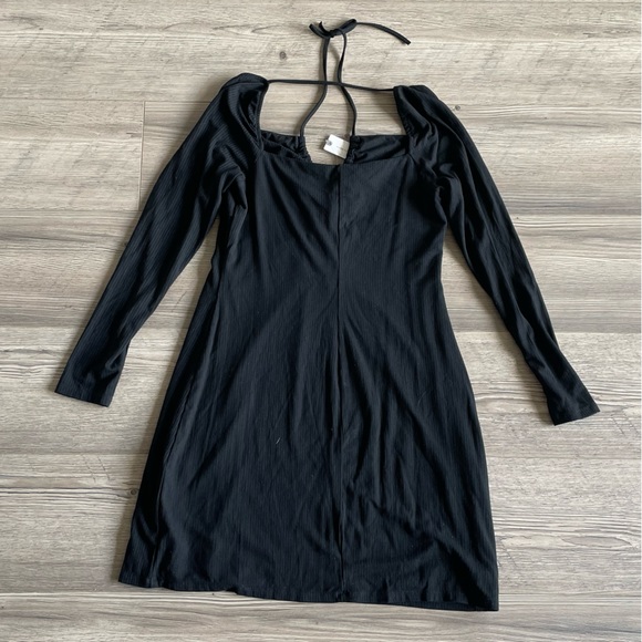 NWT Anthropologie DOLAN Ruched-Front Keyhole Mini Dress. Black size M - Picture 4 of 5